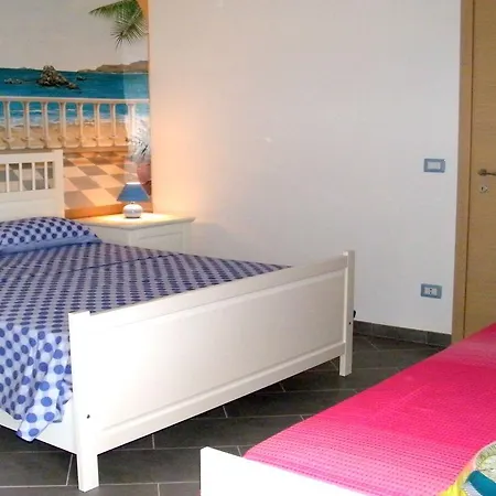 Calliope E Silvia, Apartamento